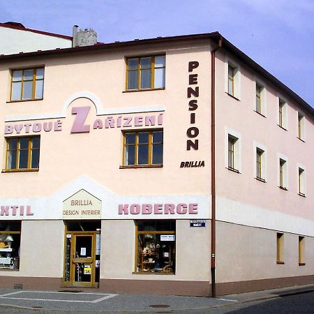 Pension Brillia Police nad Metují Esterno foto
